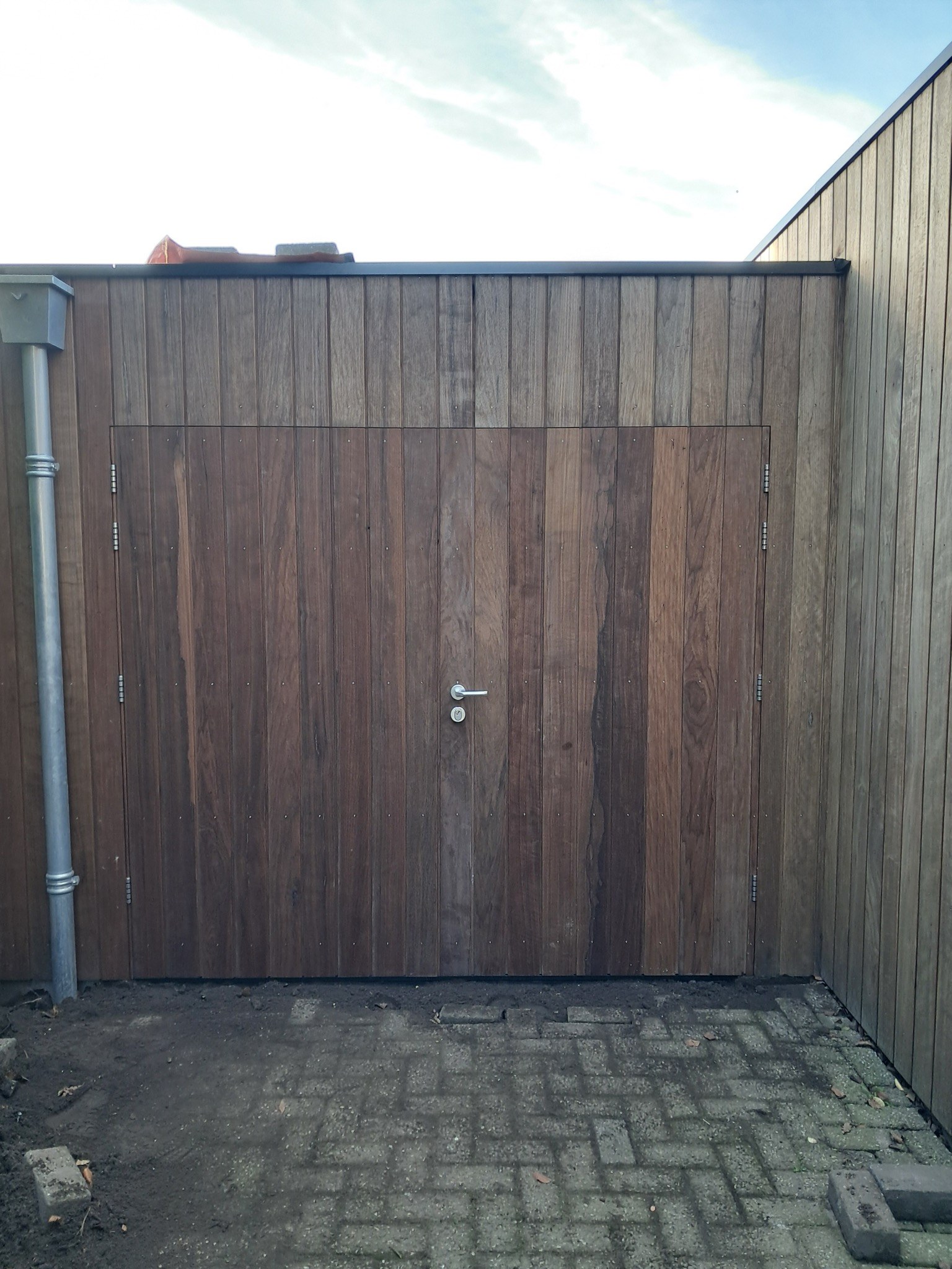 Hardhouten gevelbekleding